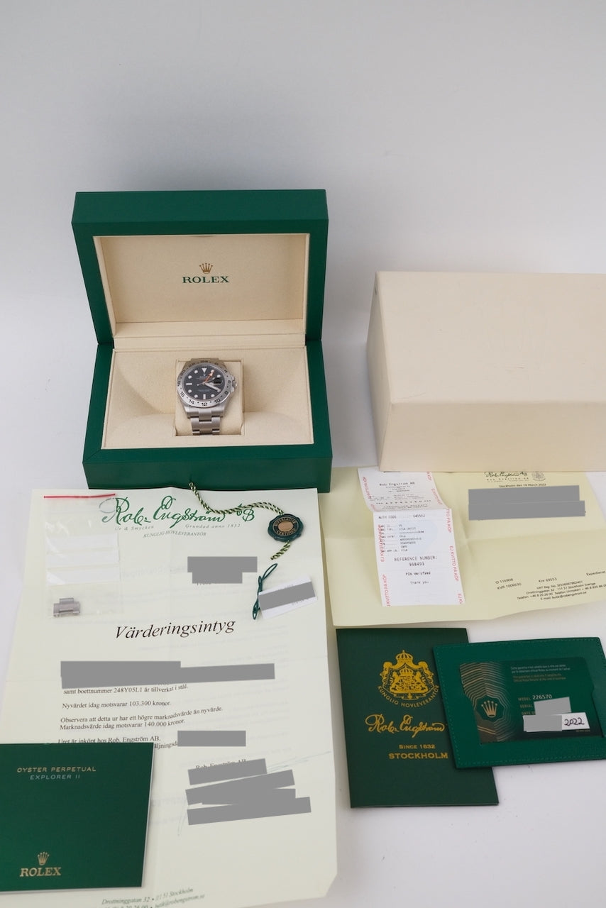 Rolex Explorer II 226570 - Papers and documentation