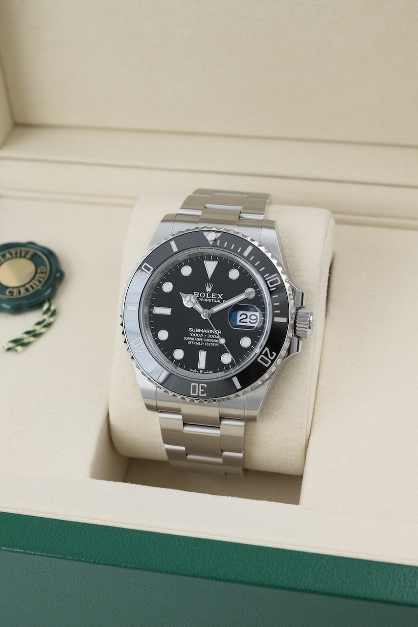 Rolex Submariner Date 126610LN - Detailansicht 2