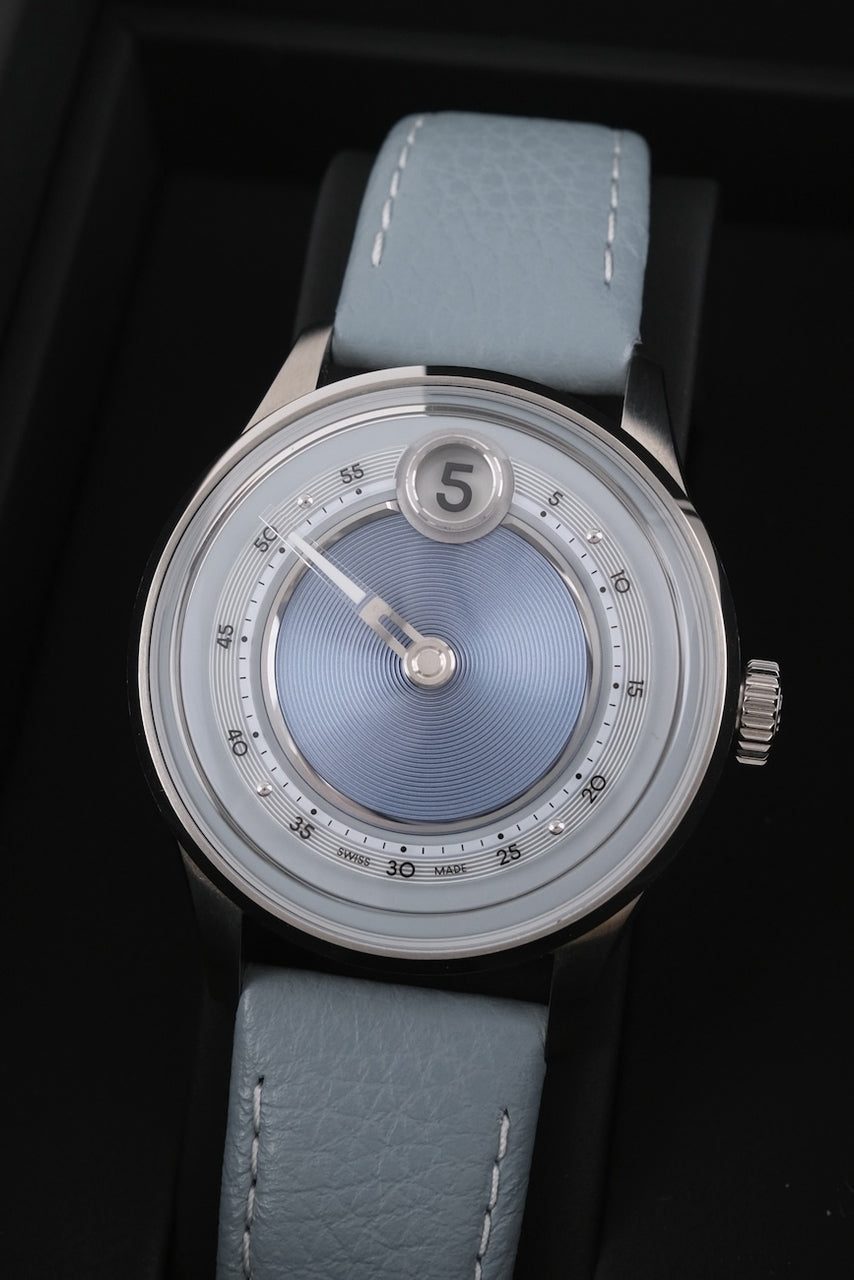 Christopher Ward C1 Jump Hour Noon C01-39AJH4-S00B0-MLB - Detailed view 1