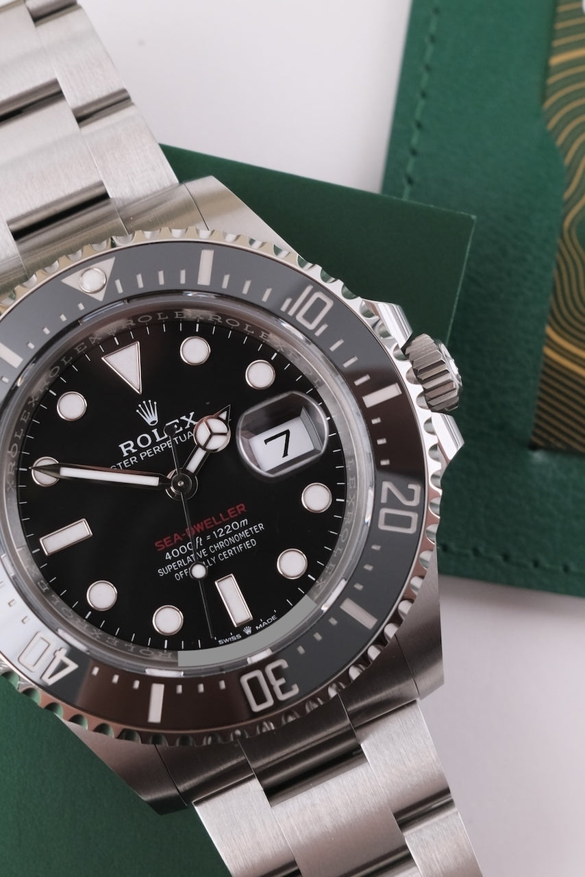 Rolex Sea-Dweller 126600 - Detailansicht 4