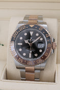 Carica l'immagine nel visualizzatore della galleria, Rolex GMT-Master II Rootbeer 126711CHNR - Vista dettagliata 2
