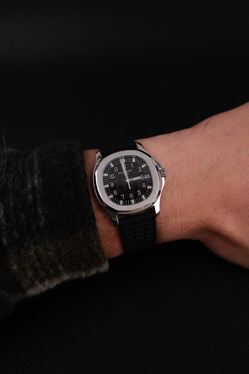 Patek Philippe Aquanaut 5066A-001 - Detail view 11