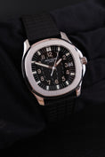 Bild in Galerie-Betrachter laden, Patek Philippe Aquanaut 5066A-001 - Detail view 2
