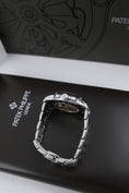 Załaduj obraz do przeglądarki galerii, Patek Philippe Flyback Chronograph Annual Calendar 5905/1A-001 - Detailansicht 5
