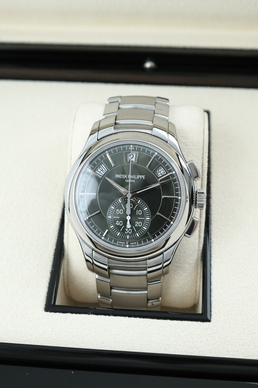 Patek Philippe Flyback Chronograph Calendrier Annuel 5905/1A-001 - Vue détaillée 1