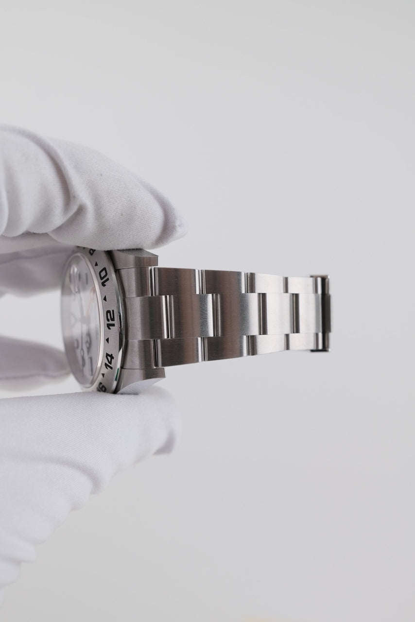 Rolex Explorer II 226570 - Detail view 6