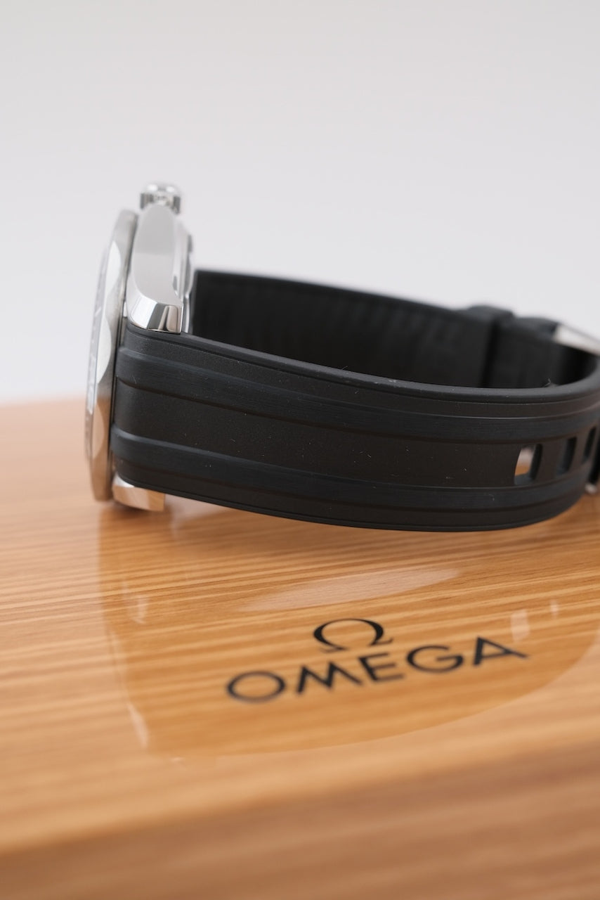 Omega Seamaster 300M 21032422001001 - Detailansicht 9