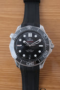 Bild in Galerie-Betrachter laden, Omega Seamaster 300M 21032422001001 - Detailansicht 4
