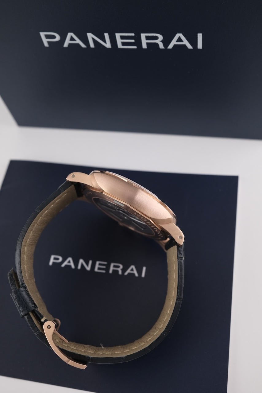 Panerai Luminor Marina PAM01112 - Detailed view 9