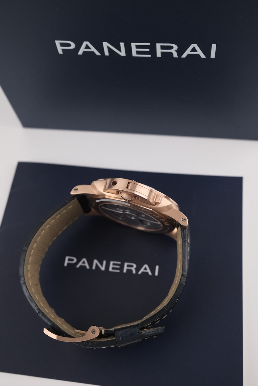 Panerai Luminor Marina PAM01112 - Detailed view 8