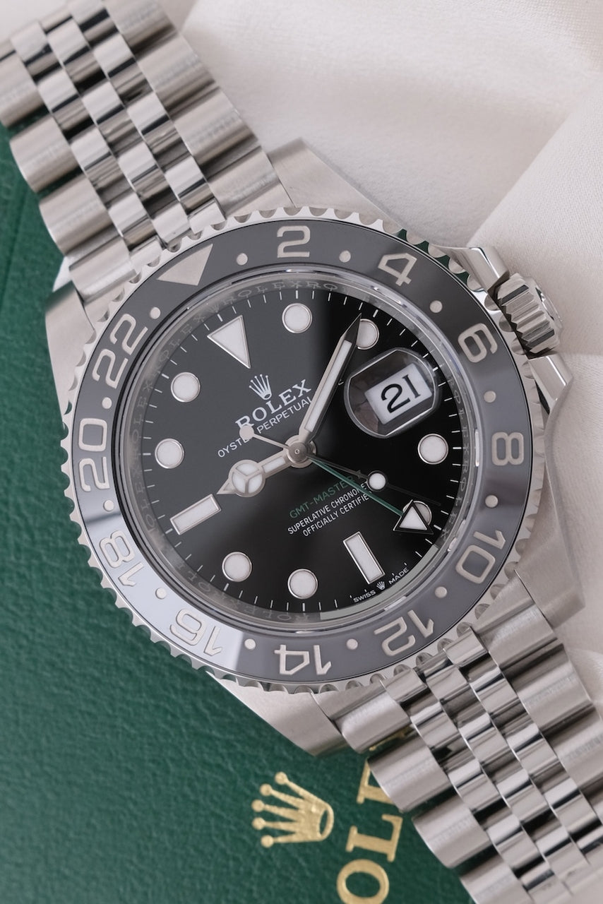 Rolex GMT-Master II 126710GRNR - Detailansicht 4