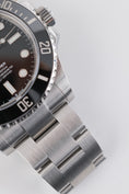 Charger l'image dans la visionneuse de la galerie, Rolex Submariner No Date 124060 - Detail view 4
