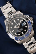 Bild in Galerie-Betrachter laden, Rolex GMT-Master II 126710BLNR - Detailansicht 3
