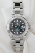 Load image into gallery viewer, Rolex Yacht Master 37 268622 - Detailed view 4

