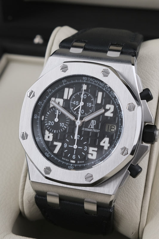 Audemars Piguet Royal Oak Offshore 25721ST.OO.1000ST.08.A - Detailansicht 1