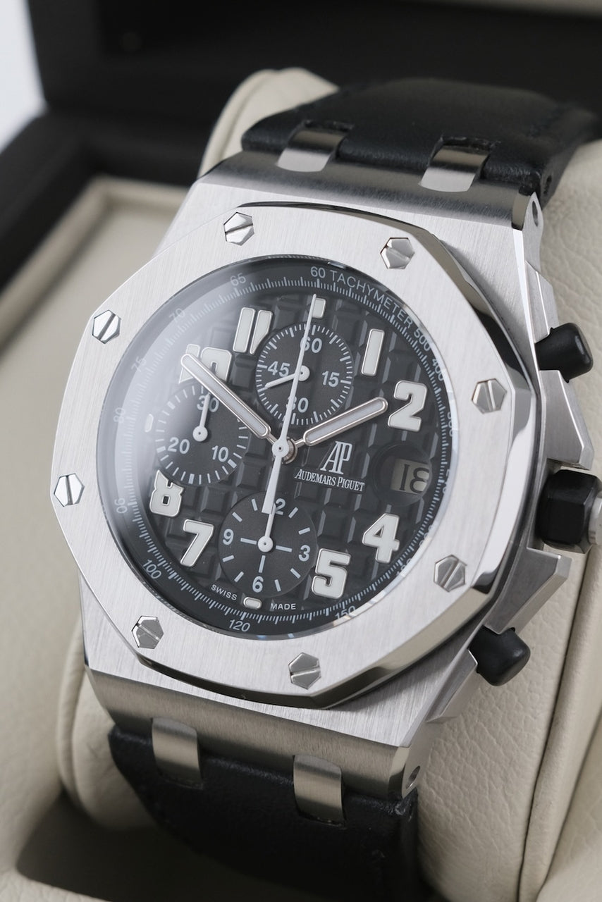 Audemars Piguet Royal Oak Offshore 25721ST.OO.1000ST.08.A - Detailansicht 2