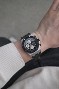 Bild in Galerie-Betrachter laden, Audemars Piguet Royal Oak Offshore Chronograph 25940SK.OO.D002CA.01.A - Detail view 10
