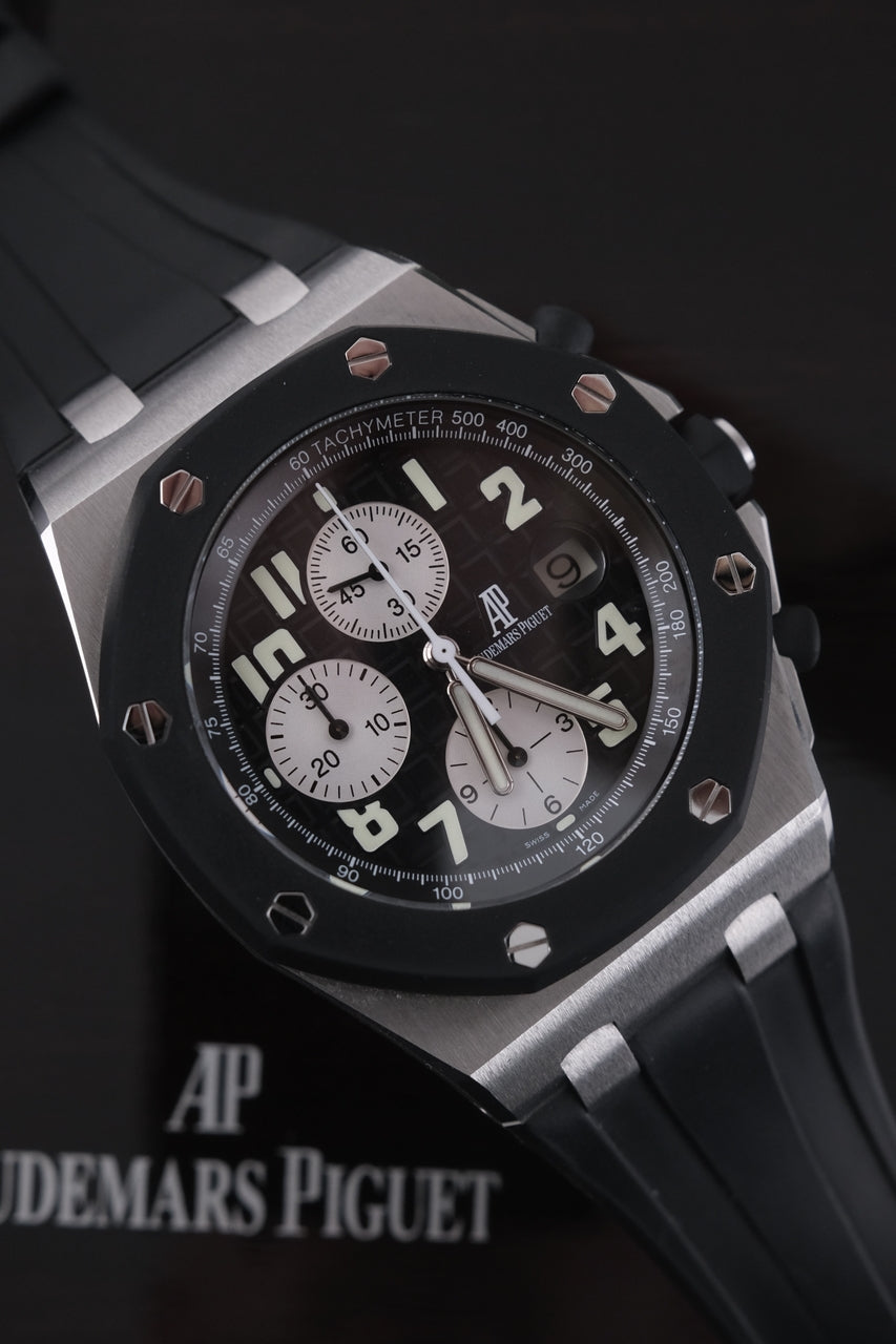 Audemars Piguet Royal Oak Offshore Chronograph 25940SK.OO.D002CA.01.A - Detail view 8