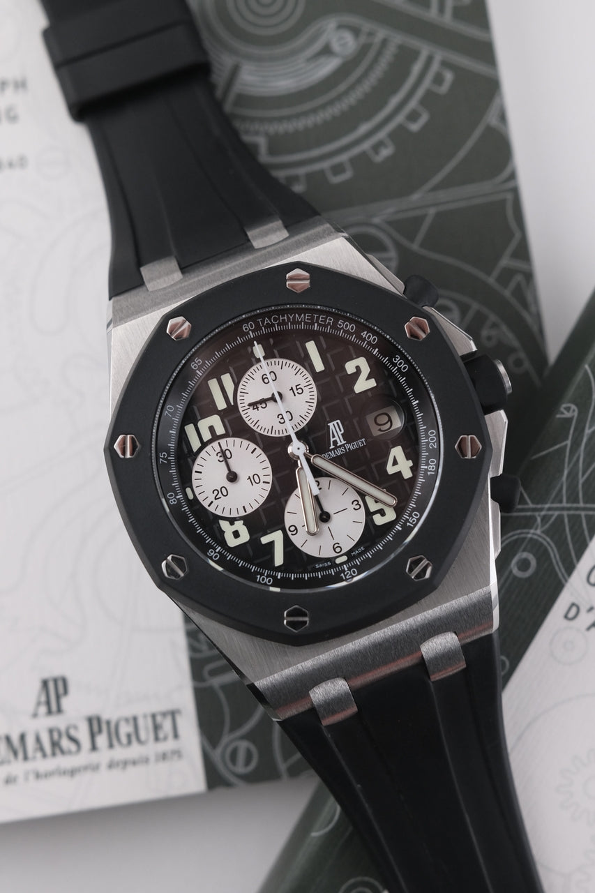 Audemars Piguet Royal Oak Offshore Chronograph 25940SK.OO.D002CA.01.A - Detail view 3
