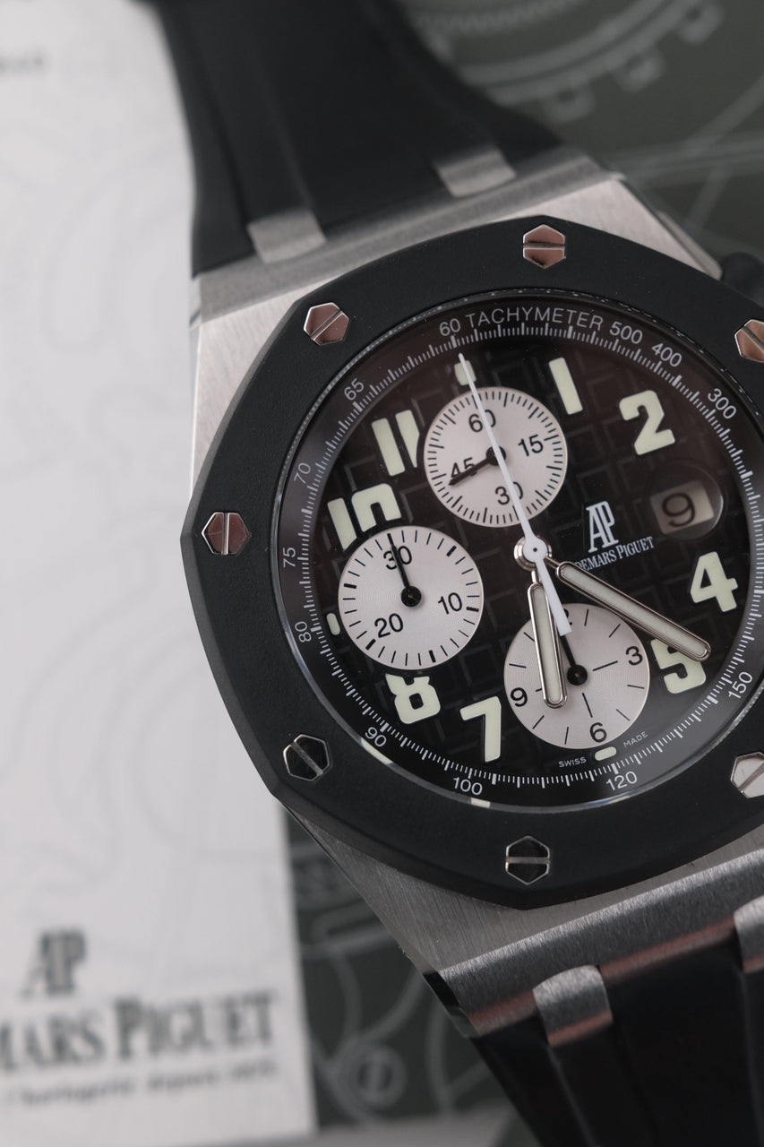 Audemars Piguet Royal Oak Offshore Chronograph 25940SK.OO.D002CA.01.A - Detail view 2