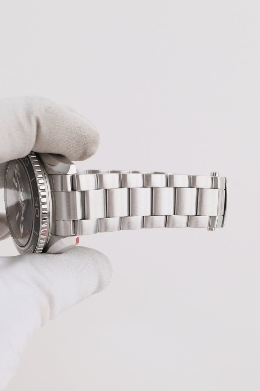 Omega Seamaster Planet Ocean 23230422101003 - Detailansicht 8