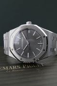 Load image into gallery viewer, Audemars Piguet Royal Oak 41mm 15510ST - Detailansicht 3
