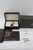 Bild in Galerie-Betrachter laden, Patek Philippe Calatrava 6119R-001 - Papers and documentation
