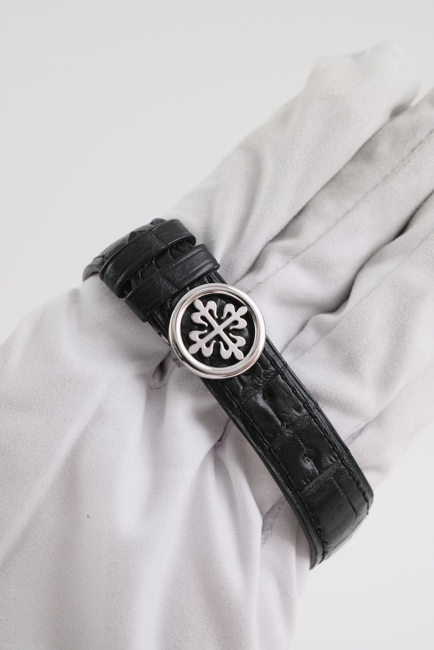 Patek Philippe Annual Calendar 5035P - detailed view 7