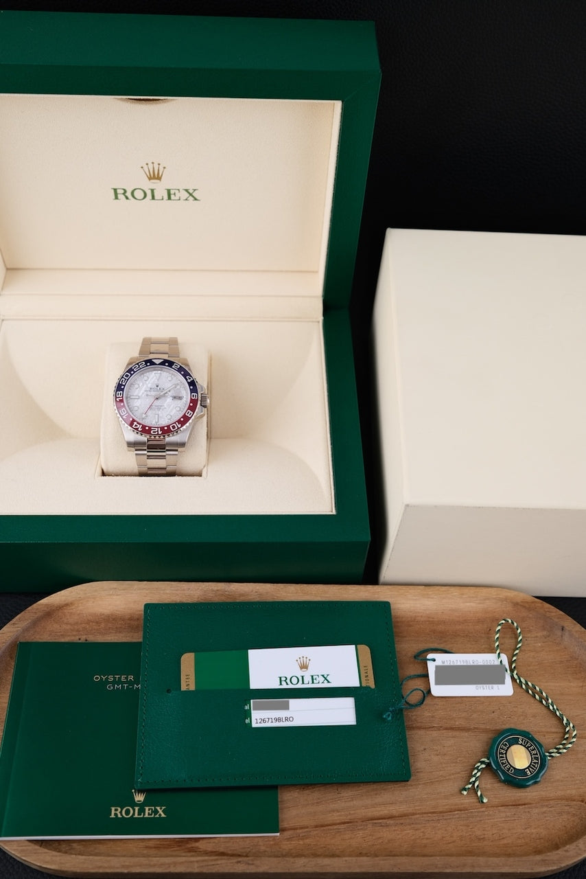 Rolex GMT-Master II 126719BLRO - Papiere und oder Lieferumfang
