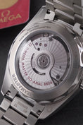 Carica l'immagine nel visualizzatore della galleria, Omega Seamaster Railmaster 235.10.38.20.06.001 - Detailansicht 7
