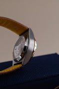 Bild in Galerie-Betrachter laden, Breitling Chronomat B01 42 Triumph TB0134101M1X1 - Detail view 9
