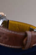 Bild in Galerie-Betrachter laden, Breitling Chronomat B01 42 Triumph TB0134101M1X1 - Detail view 10
