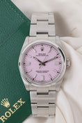 Carica l'immagine nel visualizzatore della galleria, Rolex Oyster Perpetual 36 126000 - Vista dettagliata 4
