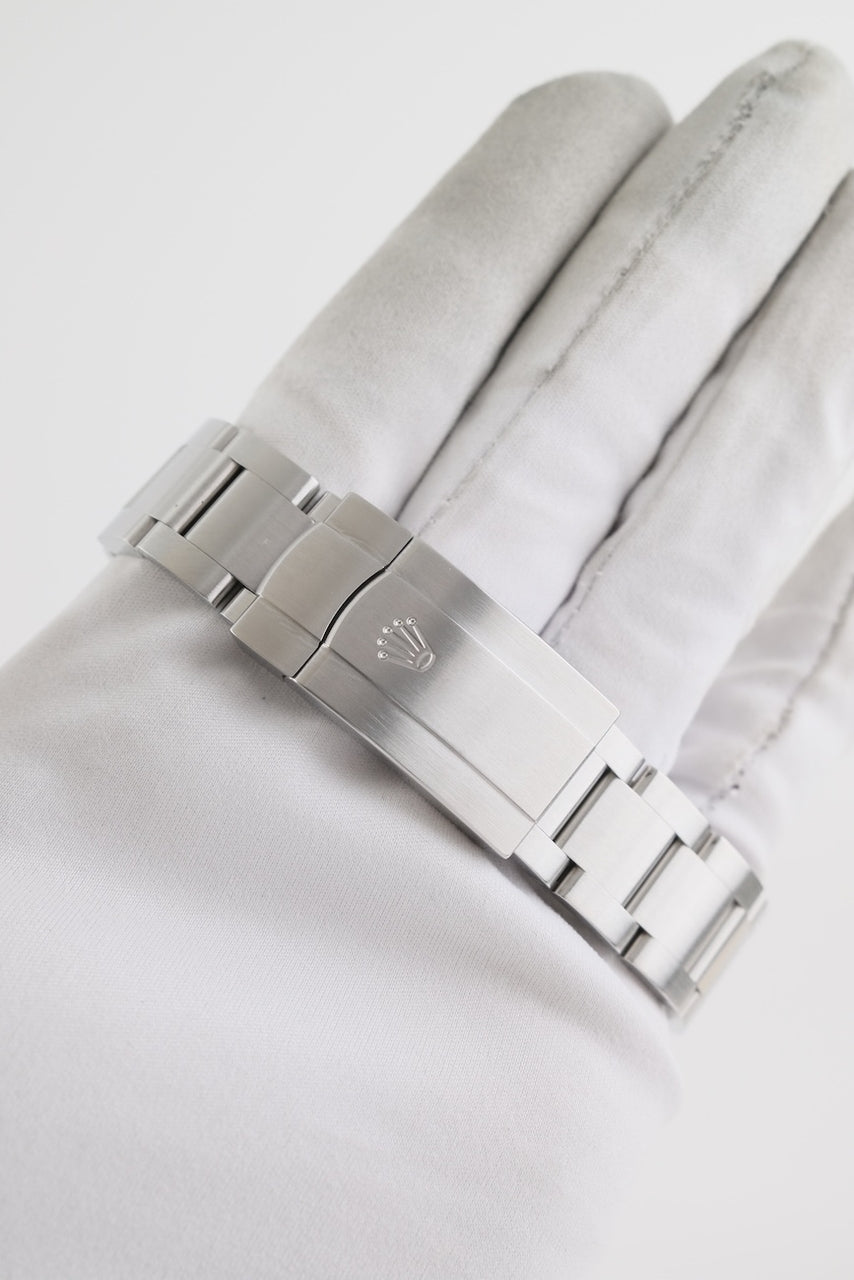 Rolex Oyster Perpetual 36 126000 - Vista dettagliata 7
