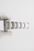 Carica l'immagine nel visualizzatore della galleria, Rolex Oyster Perpetual 36 126000 - Vista dettagliata 9
