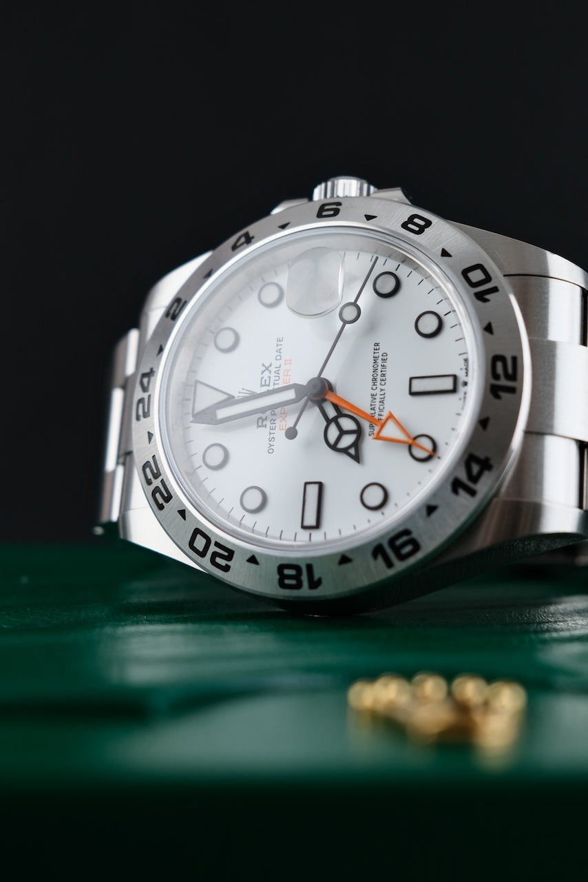 Rolex Explorer II 226570 - Detail view 2