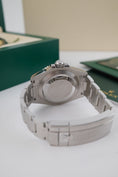 Charger l'image dans la visionneuse de la galerie, Rolex Submariner 126610LV - Detail view 6

