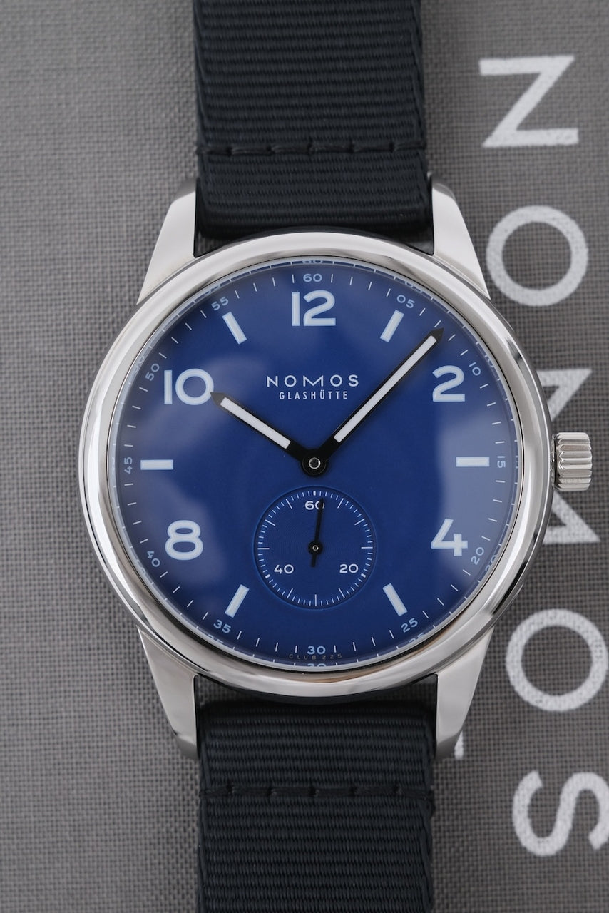 Nomos Club Automat Jasper Lippstadt 753 - Vue détaillée 2