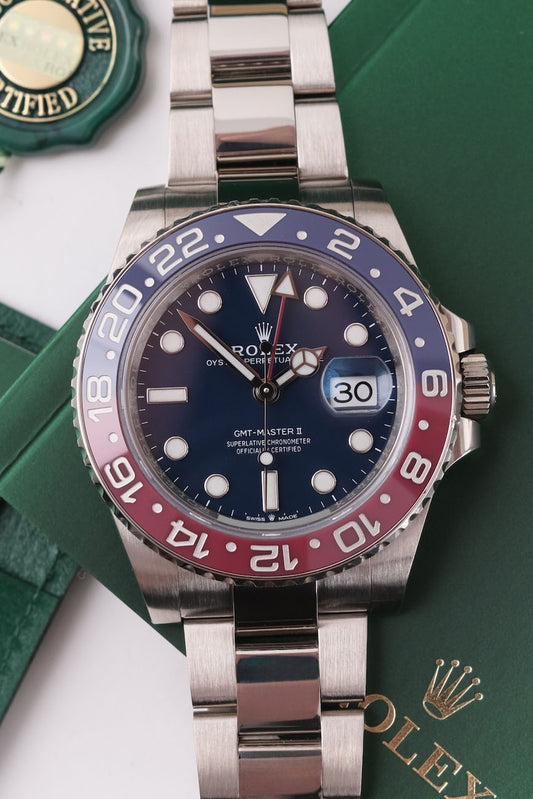 Rolex GMT-Master II Pepsi 126719BLRO - Detailansicht 1