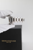 Bild in Galerie-Betrachter laden, Girard Perregaux Laureato 81005-11-3154-1CM - Detailansicht 7
