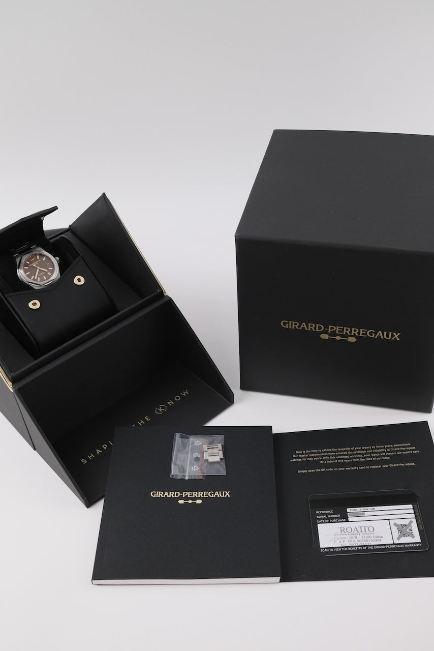 Girard Perregaux Laureato 81005-11-3154-1CM - Papiere und oder Lieferumfang
