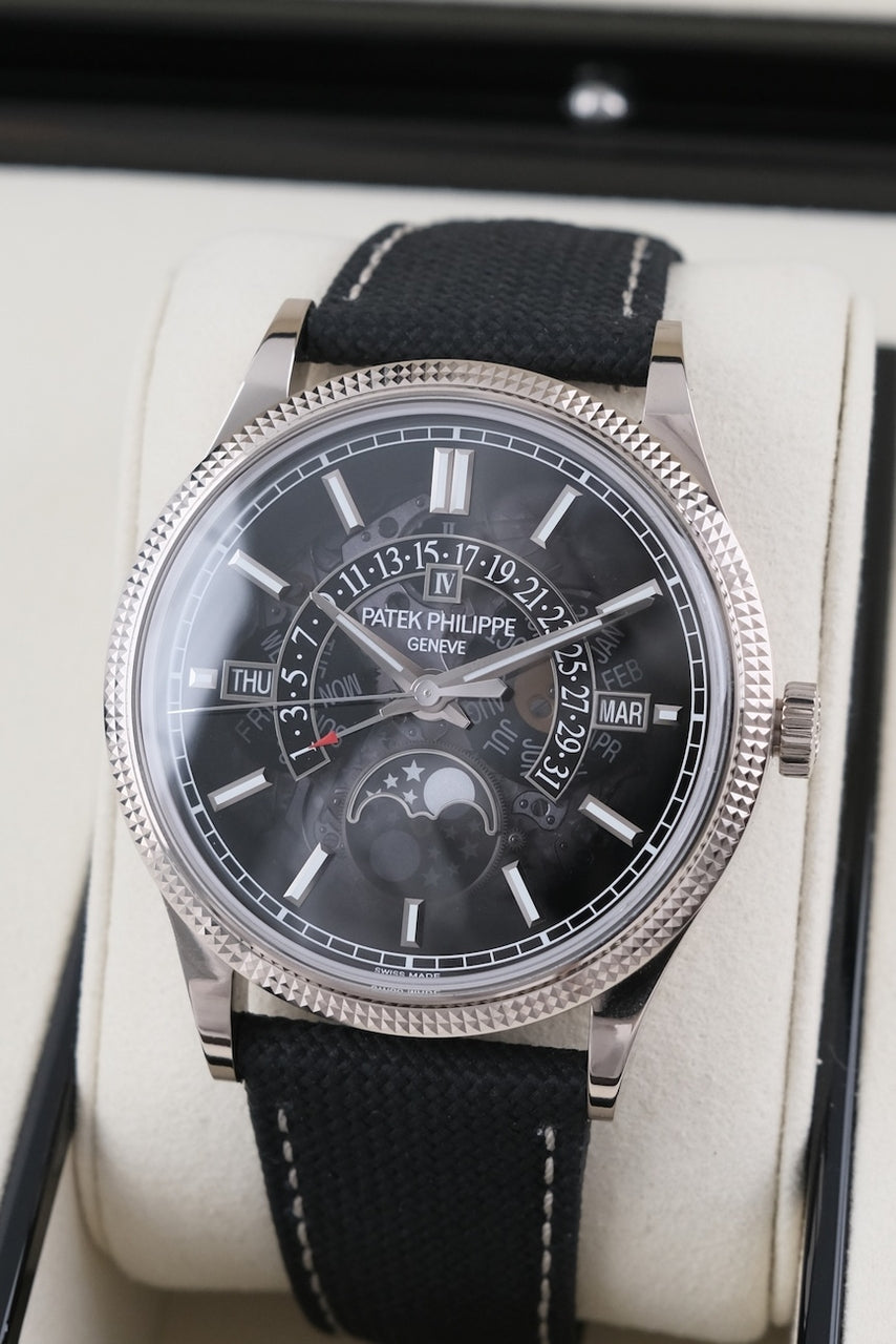 Patek Philippe Perpetual Calendar Grand Complications  6159G-001 - Detailansicht 2