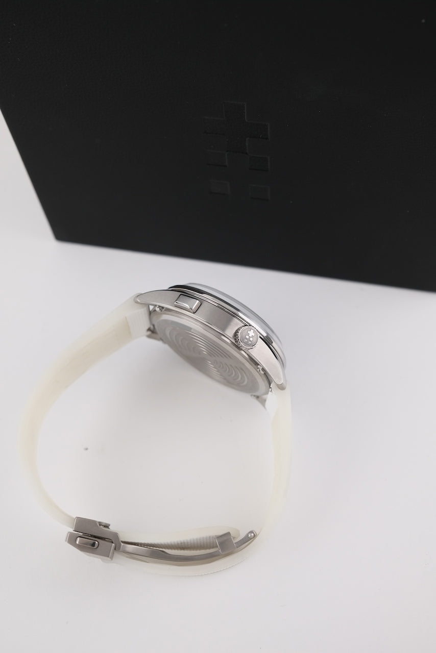 Christopher Ward C1 Bel Canto Limière C01-41APT4-T00V0-B0 - Detailed view 5