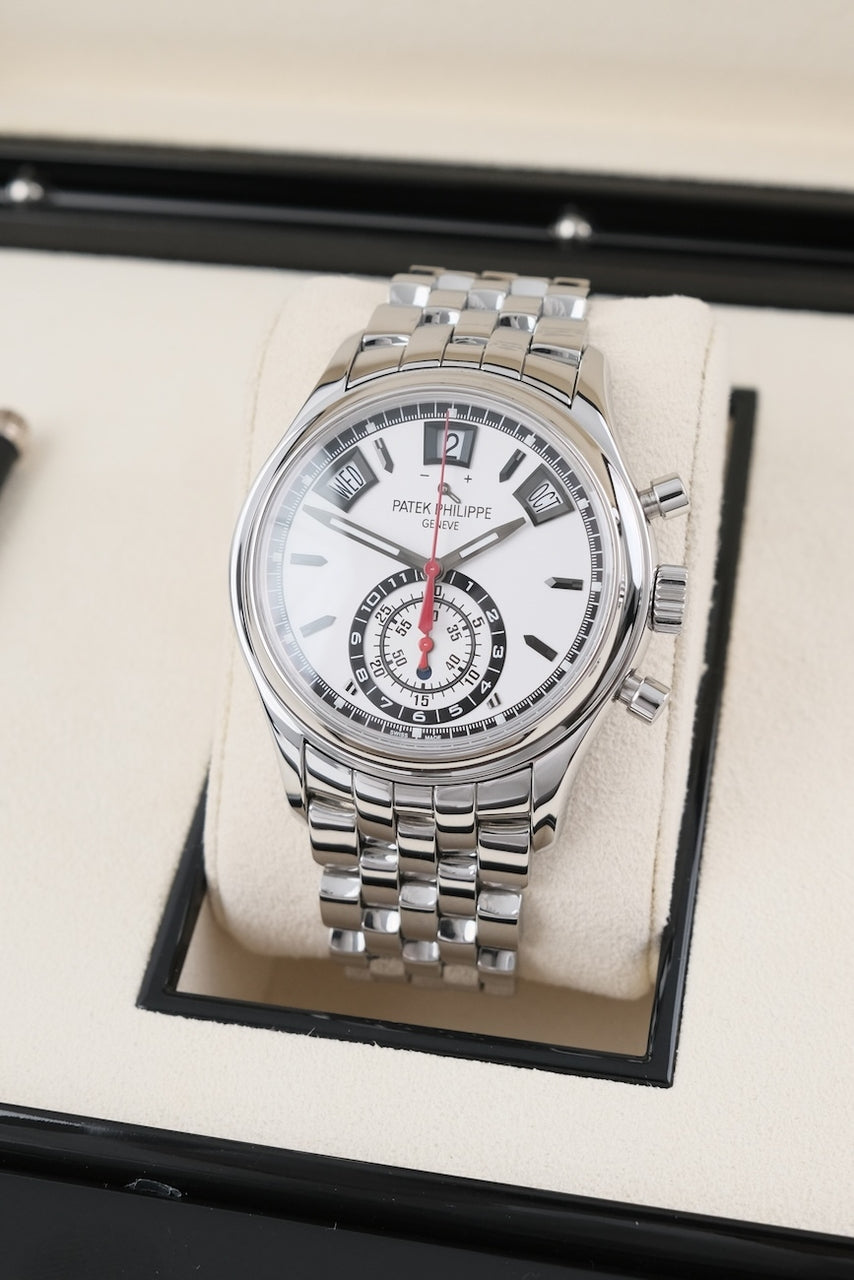 Patek Philippe Annual Calendar Chronograph 5960/1A-001 - Detailansicht 1
