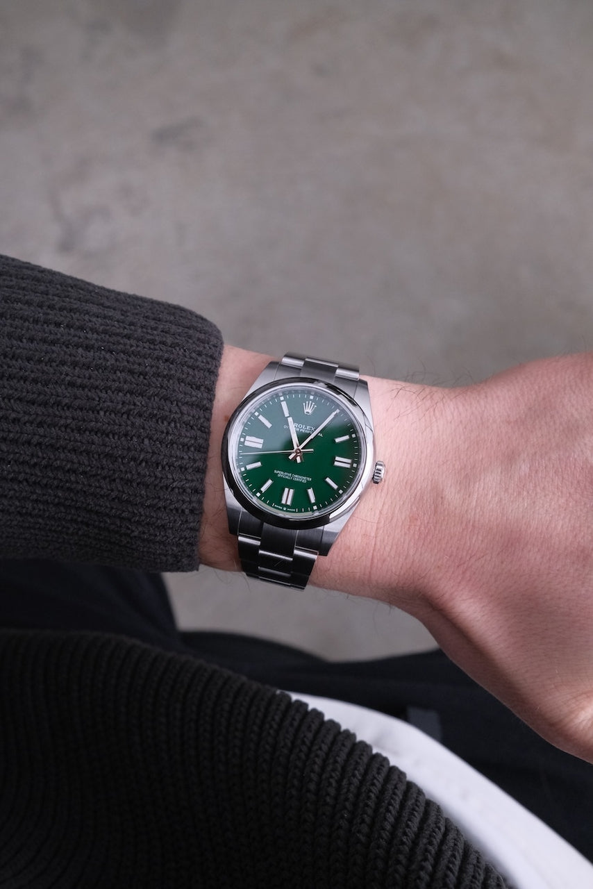 Rolex Oyster Perpetual 41 124300 - Detail view 12