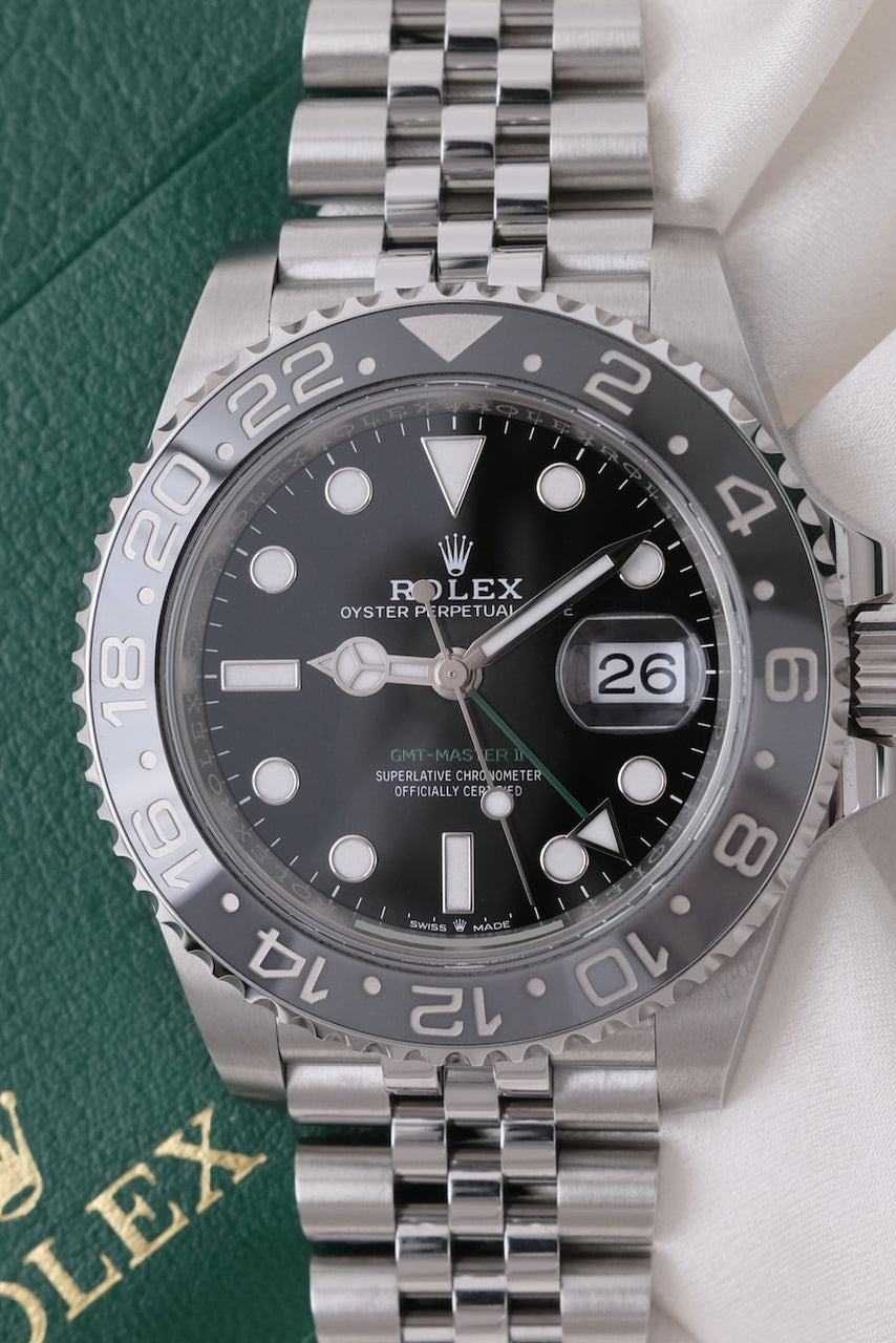 Rolex GMT-Master II 126710GRNR - Detailansicht 4