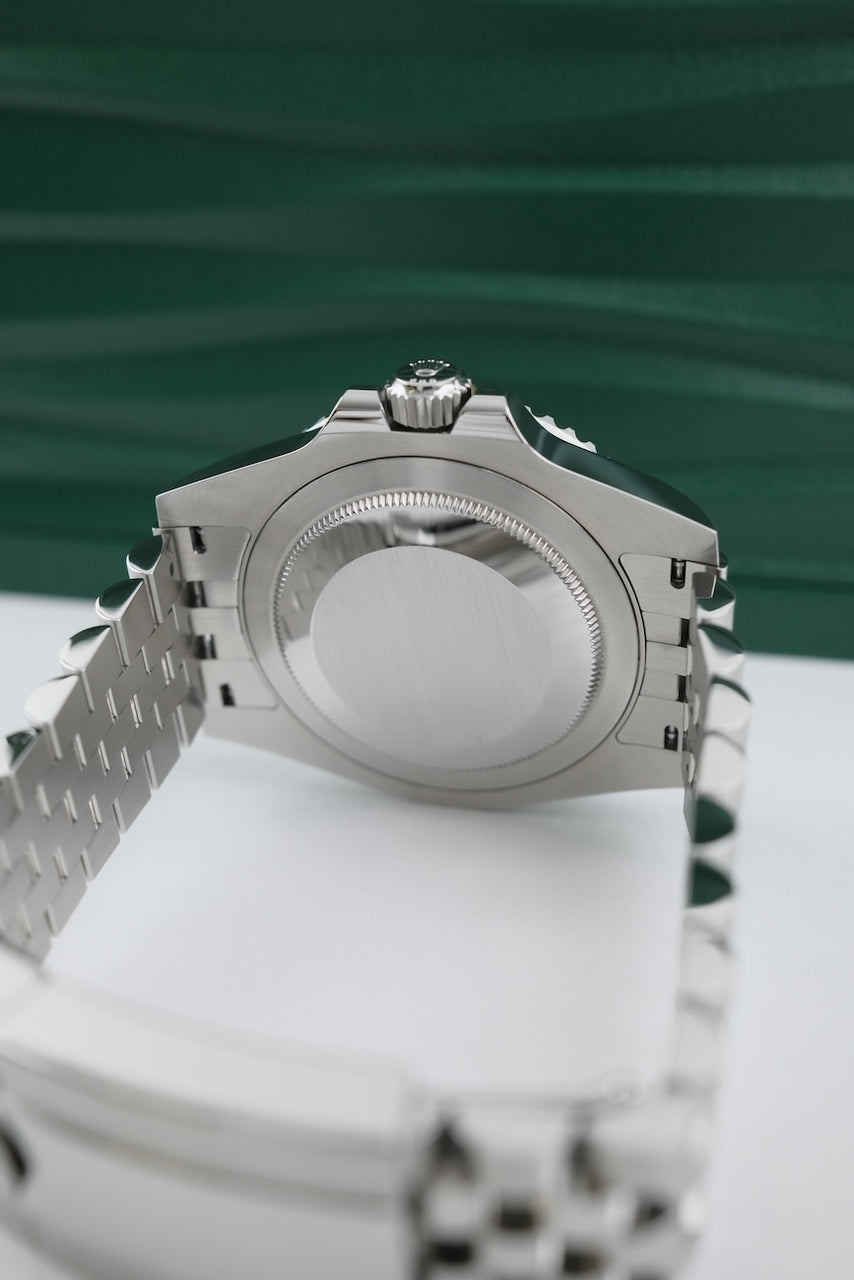 Rolex GMT-Master II 126710BLRO - detailed view 9