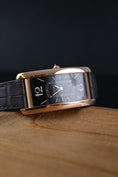 Bild in Galerie-Betrachter laden, Cartier Tank Cintrée  WGTA0025 - Detailansicht 8
