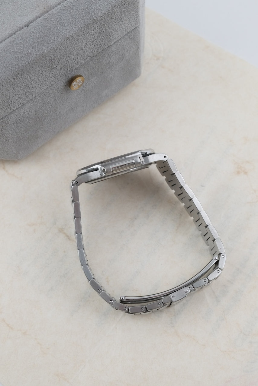 Patek Philippe Nautilus 3800/001 - vista dettagliata 3