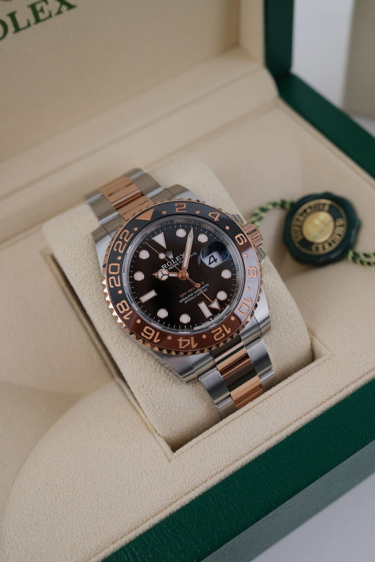 Rolex GMT-Master II  126711CHNR - Detail view 1